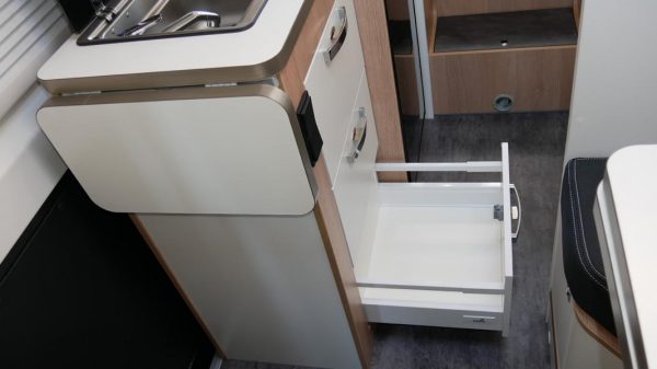 Wohnmobil kaufen neu Van-60EB Ansicht Küchenschublade 01